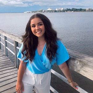 Meet your Posher, Amanda